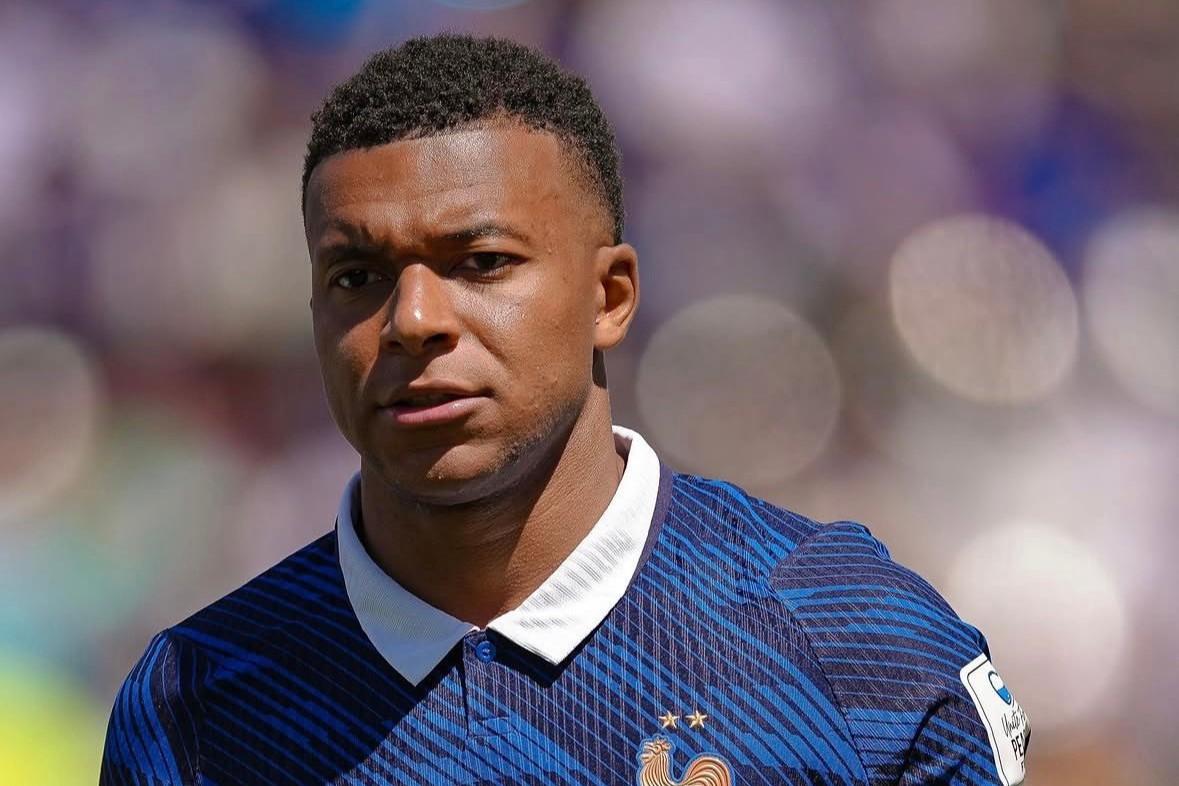 Mbappe đặt mục tiêu kép trong trận đấu với tuyển Anh