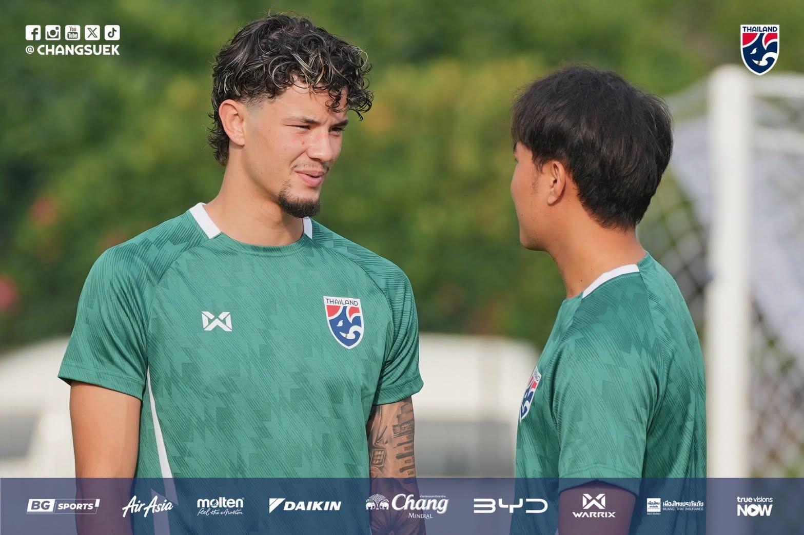 Cựu tiền đạo Chelsea chỉ thẳng mục tiêu của Thái Lan tại FIFA ASEAN Cup