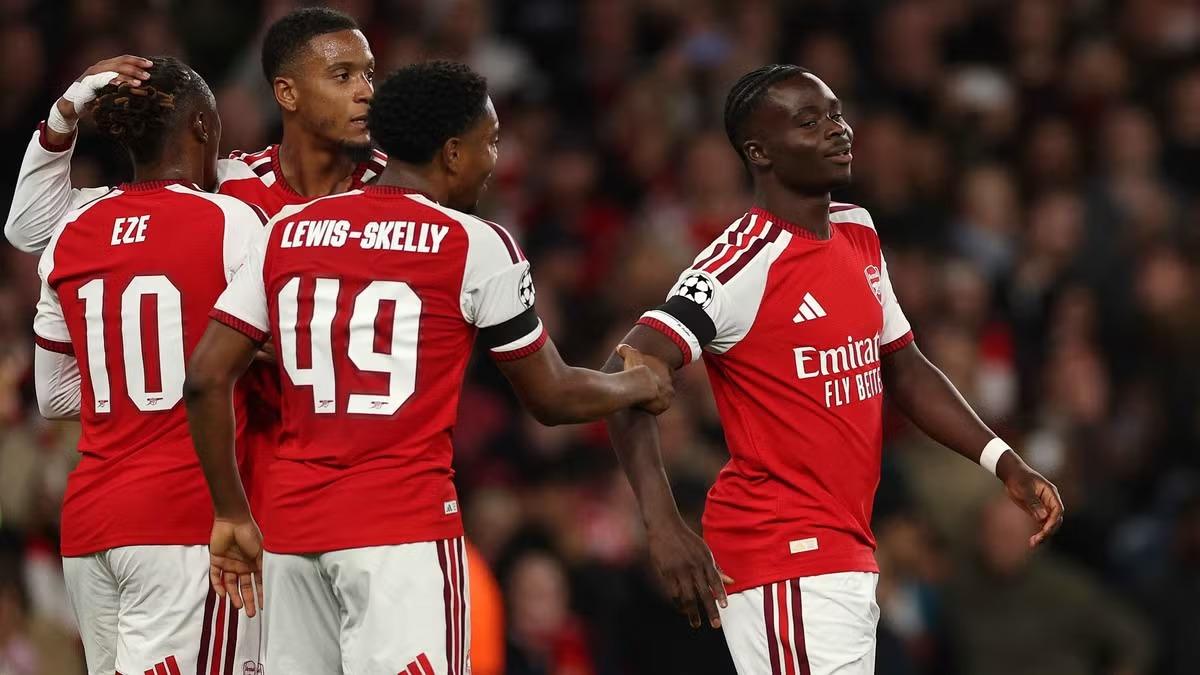 Arsenal giải mã Lille, thắng trận thứ 14 liên tiếp tại Champions League