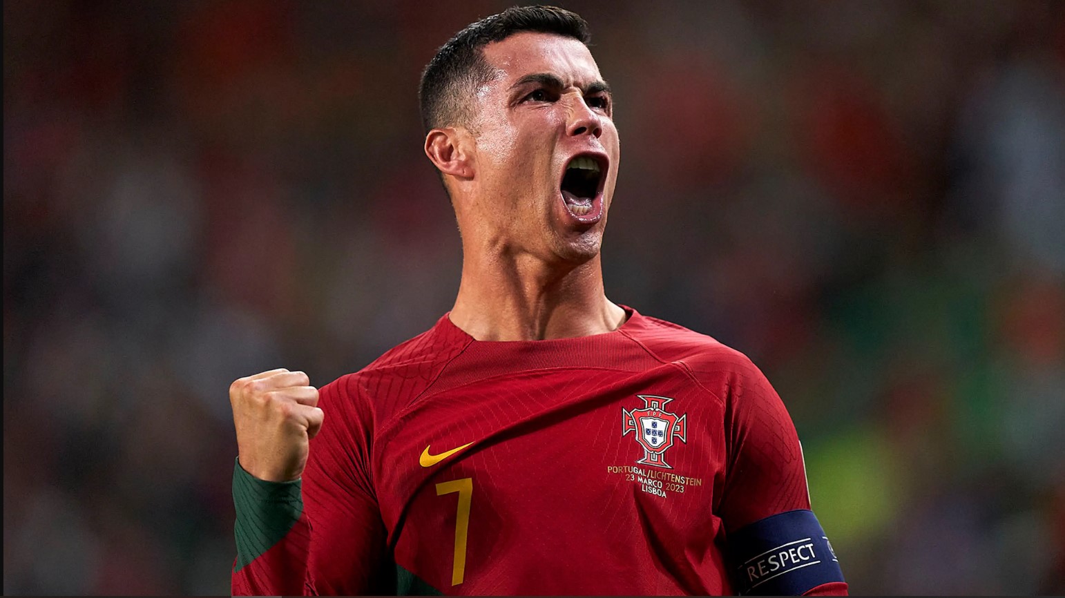 Ronaldo 'lại' phá thêm kỷ lục mới, nhưng vẫn thua xa Messi 294437