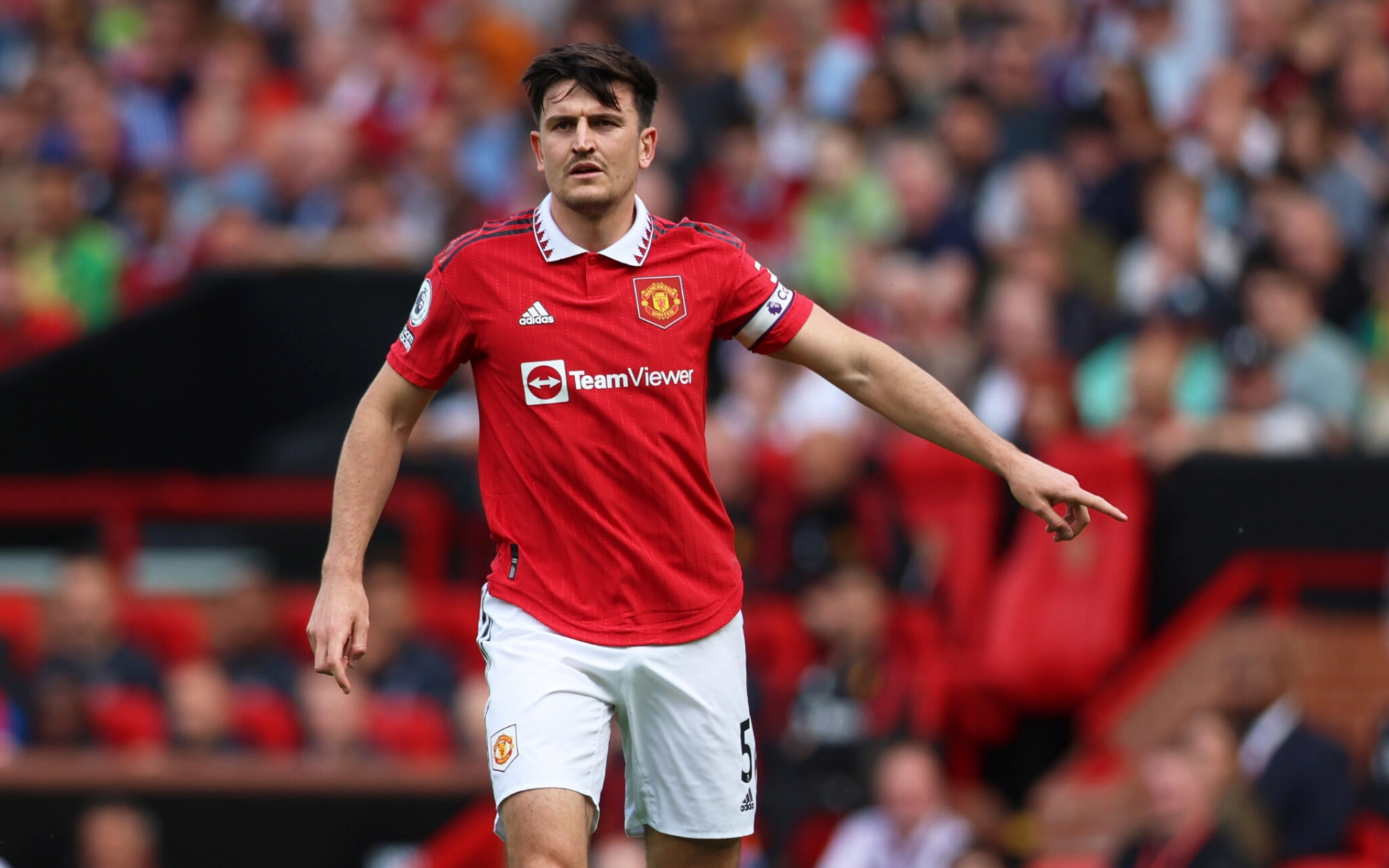 Harry Maguire nhận 'đòn đau' ngày trở lại Old Trafford hội quân  301133