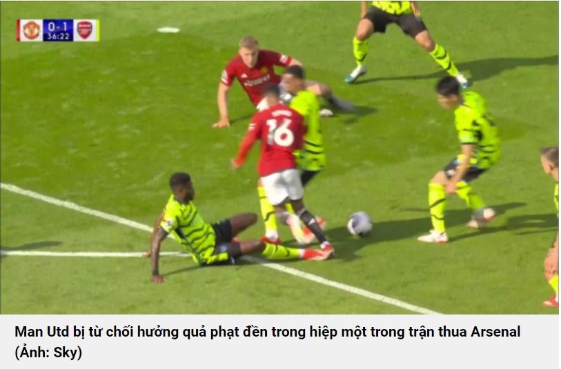 Các huyền thoại MU chỉ 'điểm may mắn nhất' đã giúp Arsenal thắng 461069