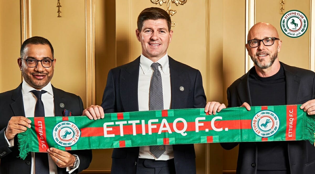 Steven Gerrard đã chính thức trở thành HLV Al Ettifaq