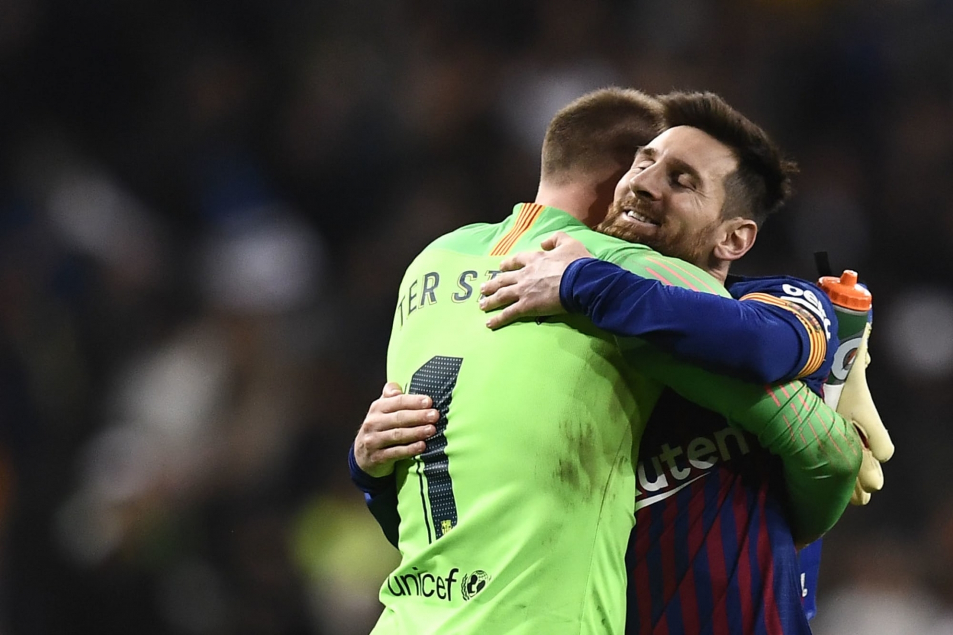 Messi bị 've vãn', Antonella và các con sẵn sàng rời Miami 325761