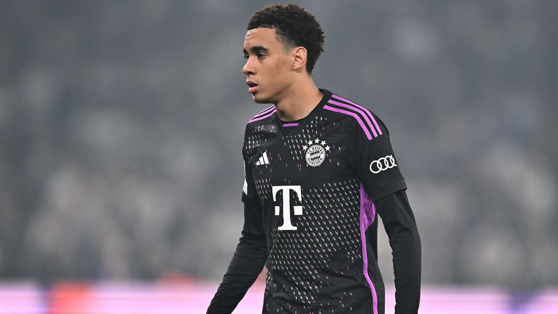 Tin chuyển nhượng 23/10: Real theo đuổi đội trưởng Chelsea, Man City tiếp cận 'Messi nước Đức' 344922