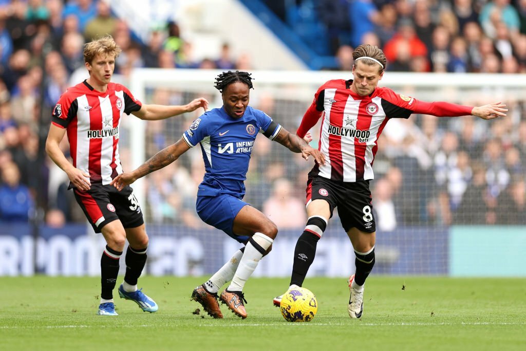 Chelsea hiện nguyên hình, thêm một lần phơi áo trước Brentford 348211