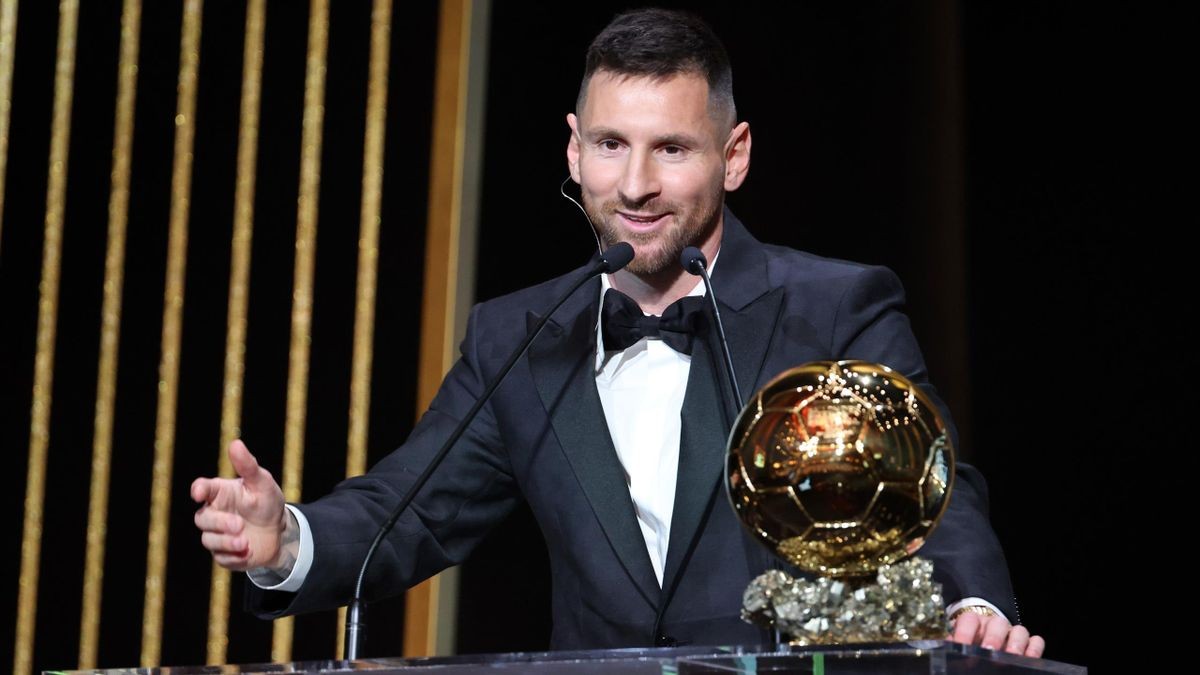 messi-ballon-1698796096.jpg