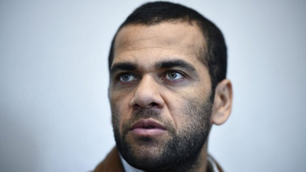 dani-alves-1710840195.jpg