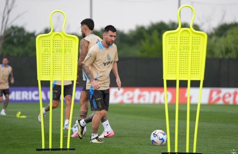 Lionel Messi: 'Chile đã khác dưới thời Gareca, Argentina phải cẩn trọng' 486025
