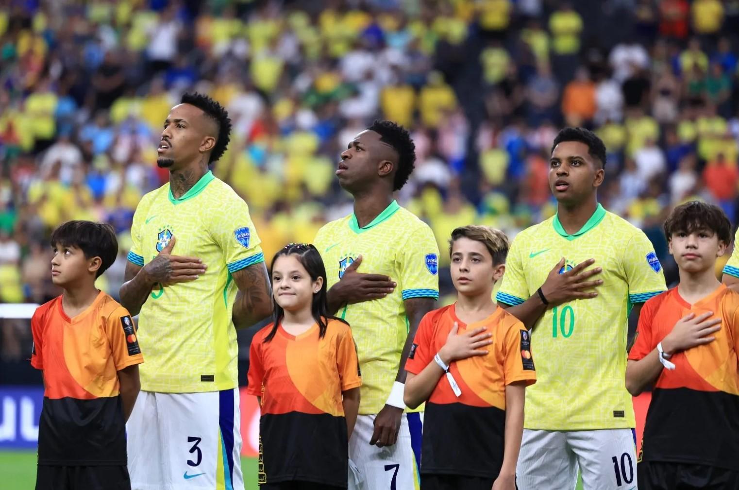 Sao Brazil: 'Vini và Rodrygo là Ronaldo và Ronaldinho của chúng tôi' 490923