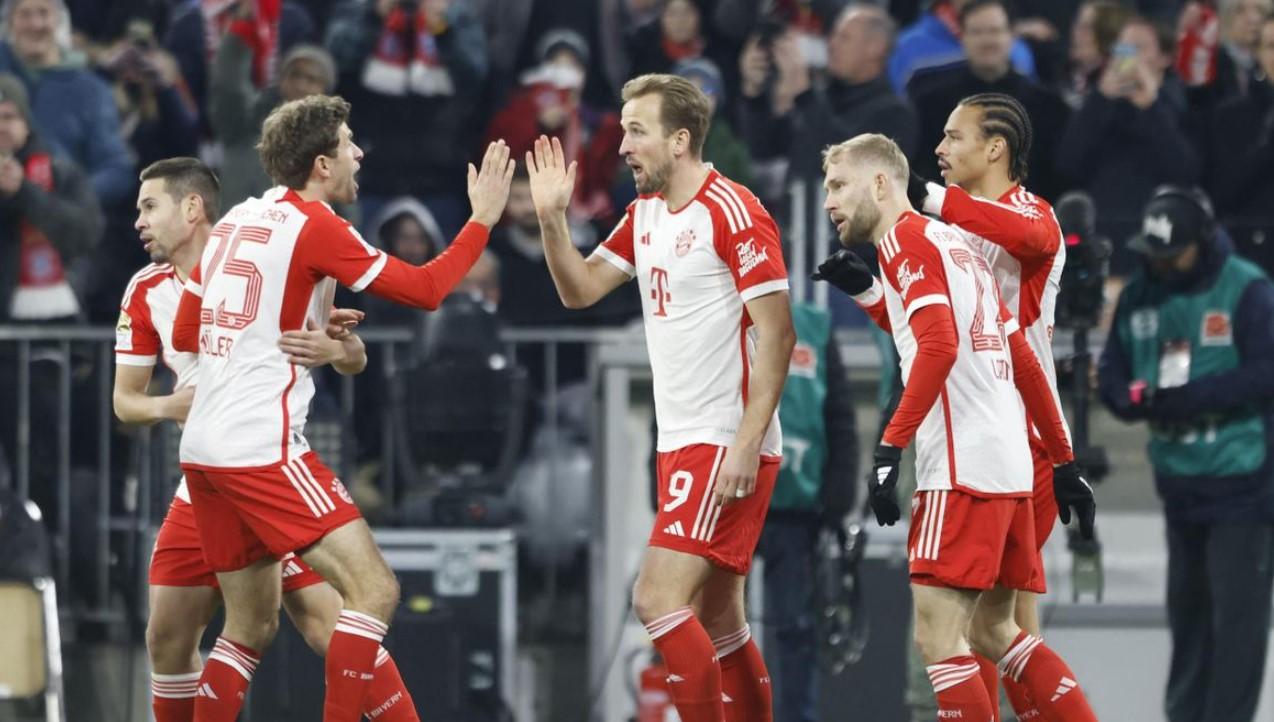 Trực tiếp Bayern Munich 2-0 Stuttgart: Bàn thắng không hợp lệ