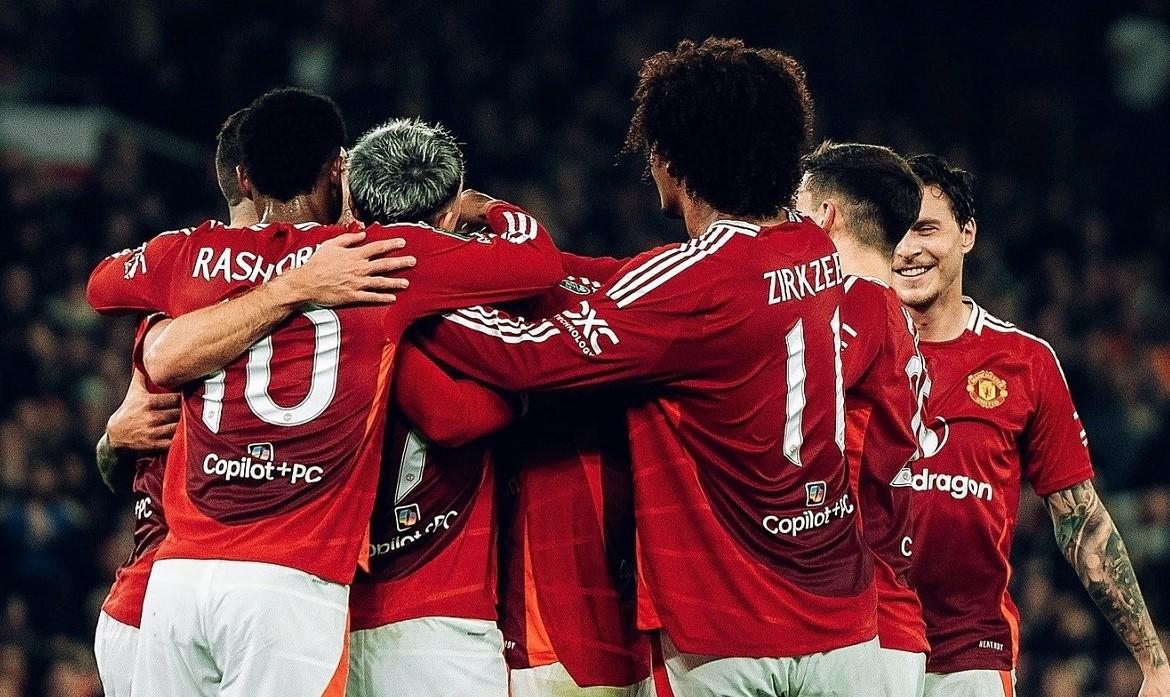 Trực tiếp Manchester United 0-0 PAOK: Quỷ đỏ ép sân