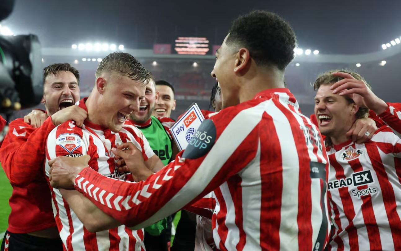 Em trai Bellingham góp công, Sunderland vào chung kết play-off thăng hạng Premier League