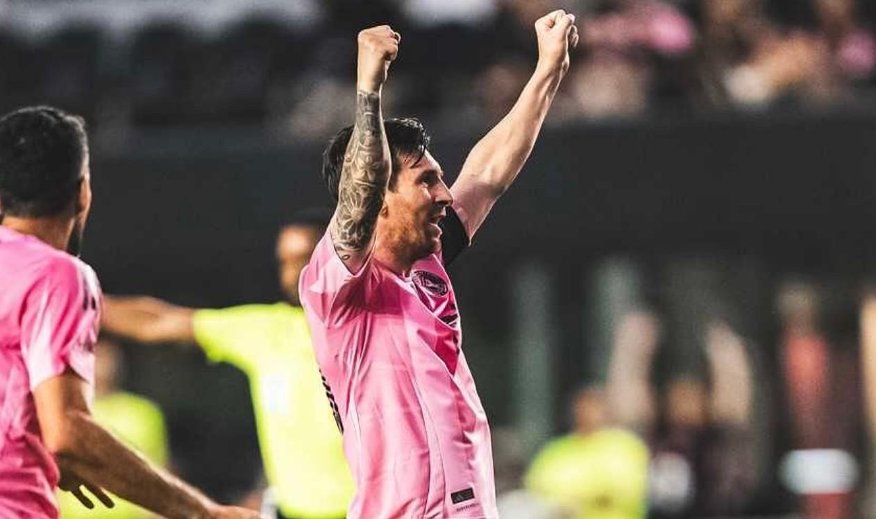 Messi và Suarez tỏa sáng, Inter Miami dễ dàng đè bẹp Montreal trên sân nhà