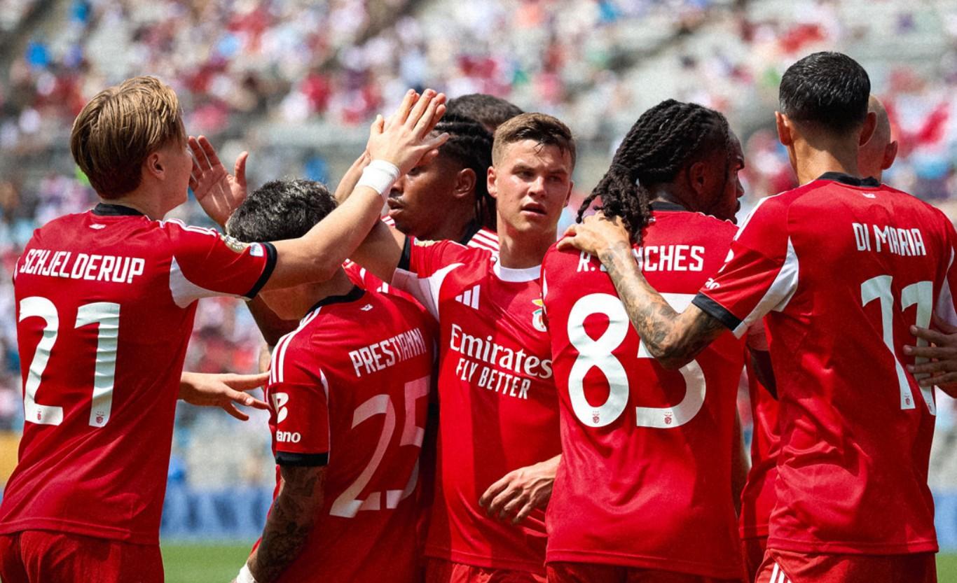 Benfica quật ngã Bayern, giành ngôi đầu bảng C Club World Cup