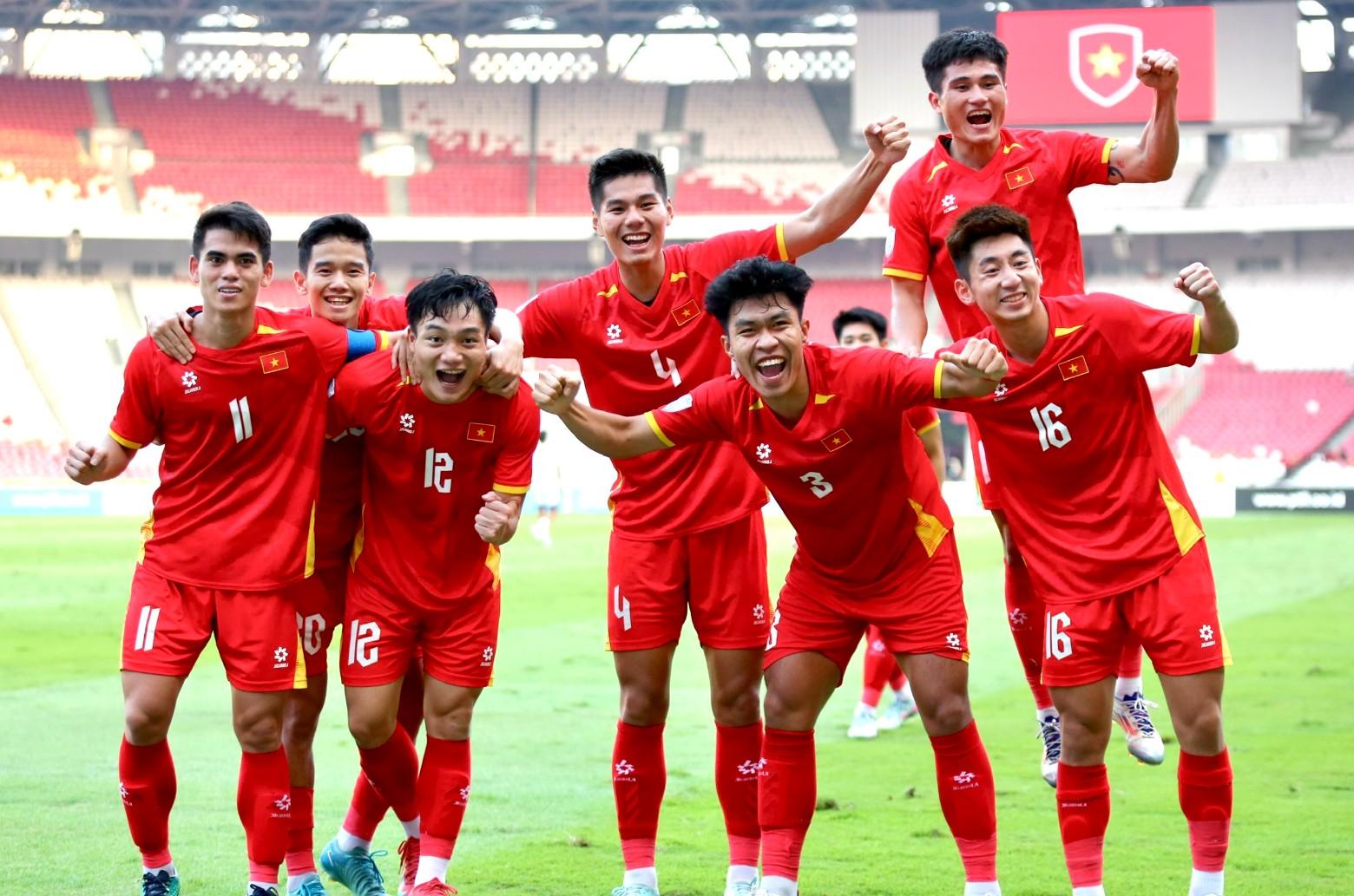 Bóng đá Việt Nam được truyền thông Anh tôn vinh