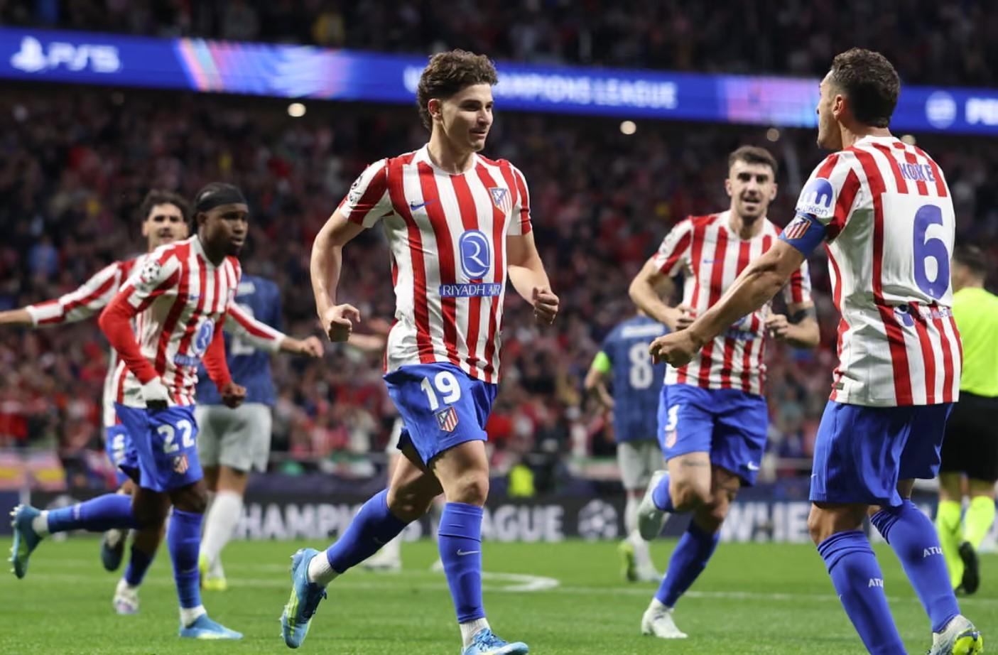 Trực tiếp Atletico Madrid 1-1 Arsenal: Atletico liên tiếp tấn công