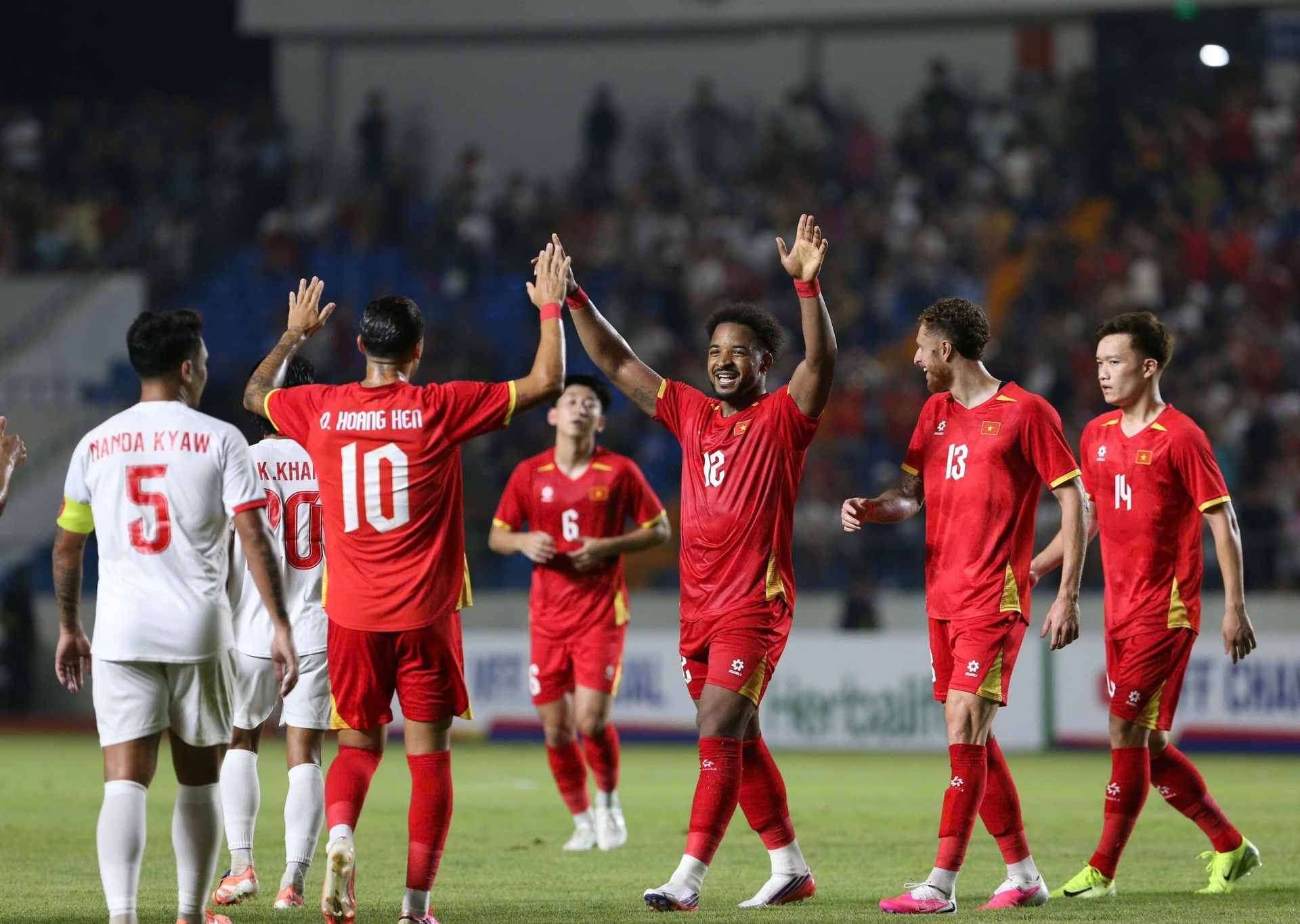 CĐV Đông Nam Á chỉ thẳng kết quả trận ra quân Việt Nam vs Timor Leste