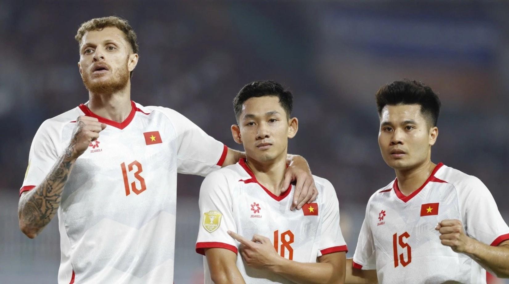 Báo Indonesia phản ứng cực gắt khi Việt Nam dẫn đầu AFF Cup, Indonesia thua xa