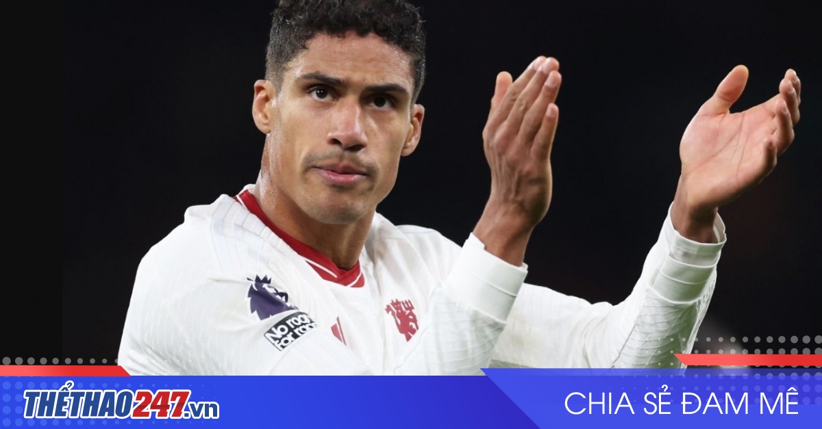 Varane chia sẻ giải thưởng với đồng đội sau khi khiến Liverpool mất ...