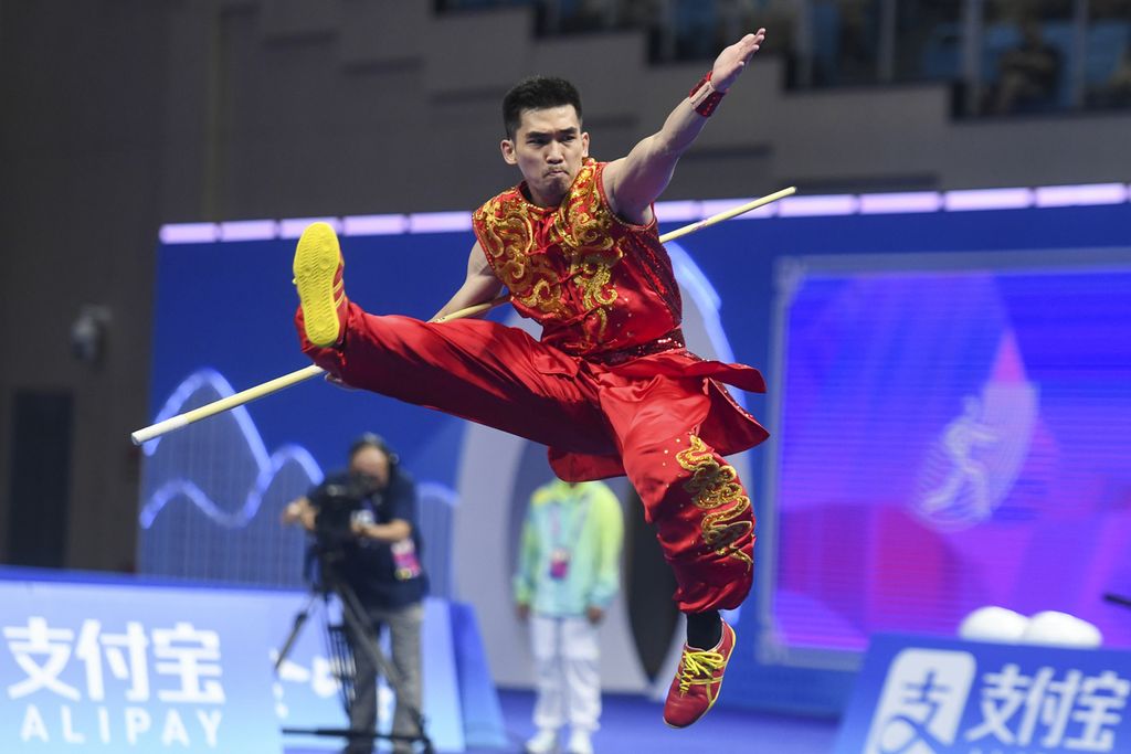 Giành vàng tại ASIAD 19, VĐV Indonesia được đích thân Bộ trưởng hỏi thăm 333212