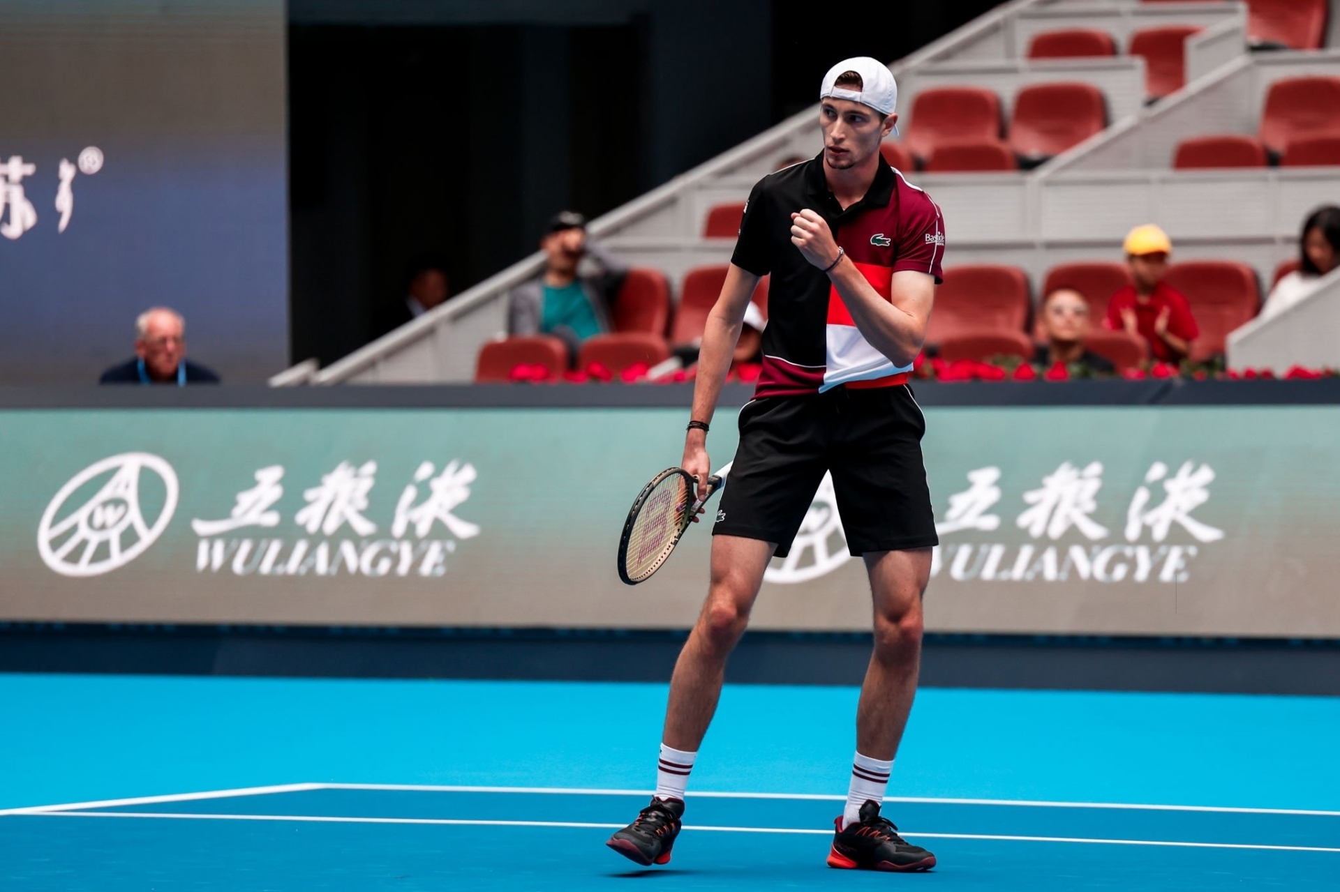 Medvedev vào bán kết China Open, chờ Alcaraz 'phản hồi'? 335537