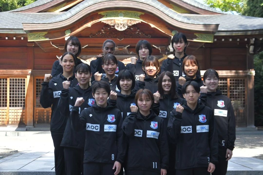 Thanh Thúy và các đồng đội 'theo hệ tâm linh' trước thềm giải VĐQG Nhật Bản 345102