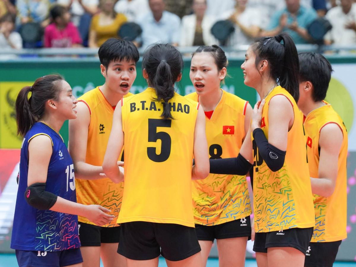 Bóng chuyền nữ Việt Nam thua trắng Thái Lan tại giải U20 Châu Á 2024 490594