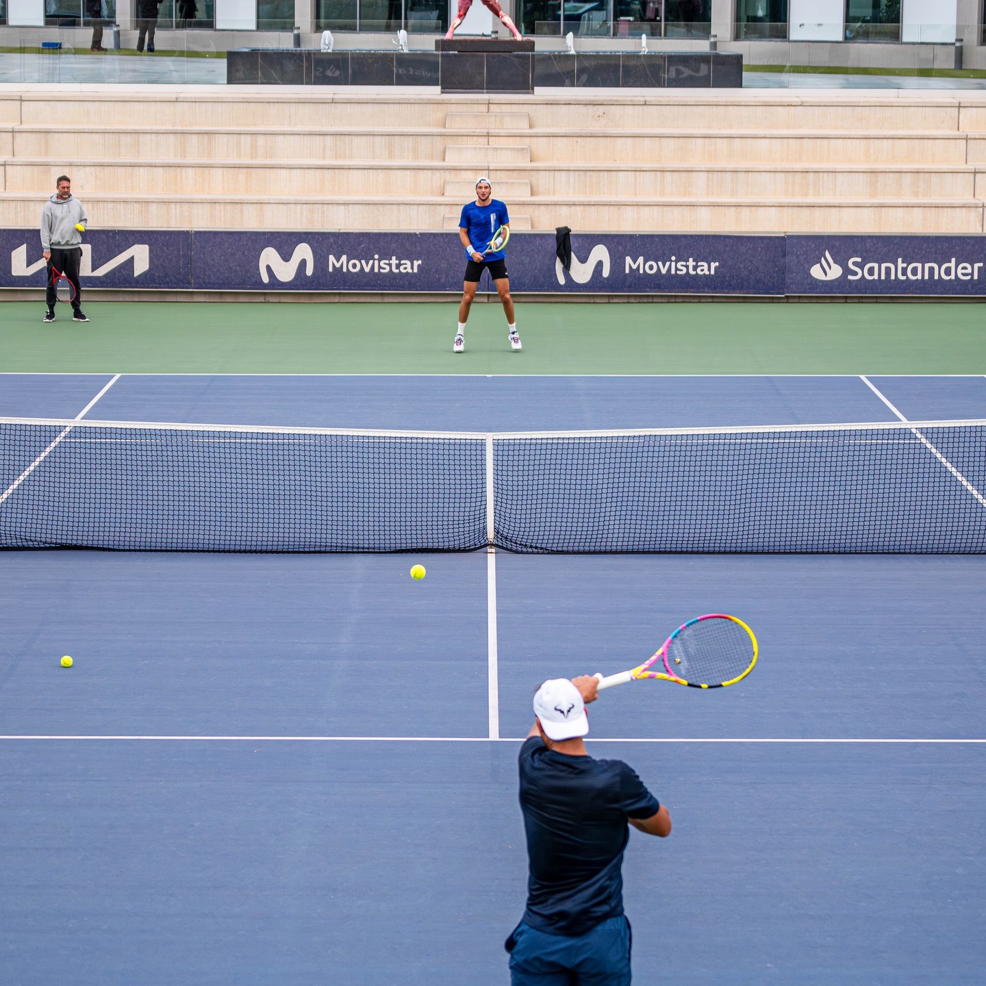 Rafael Nadal tập luyện cùng 