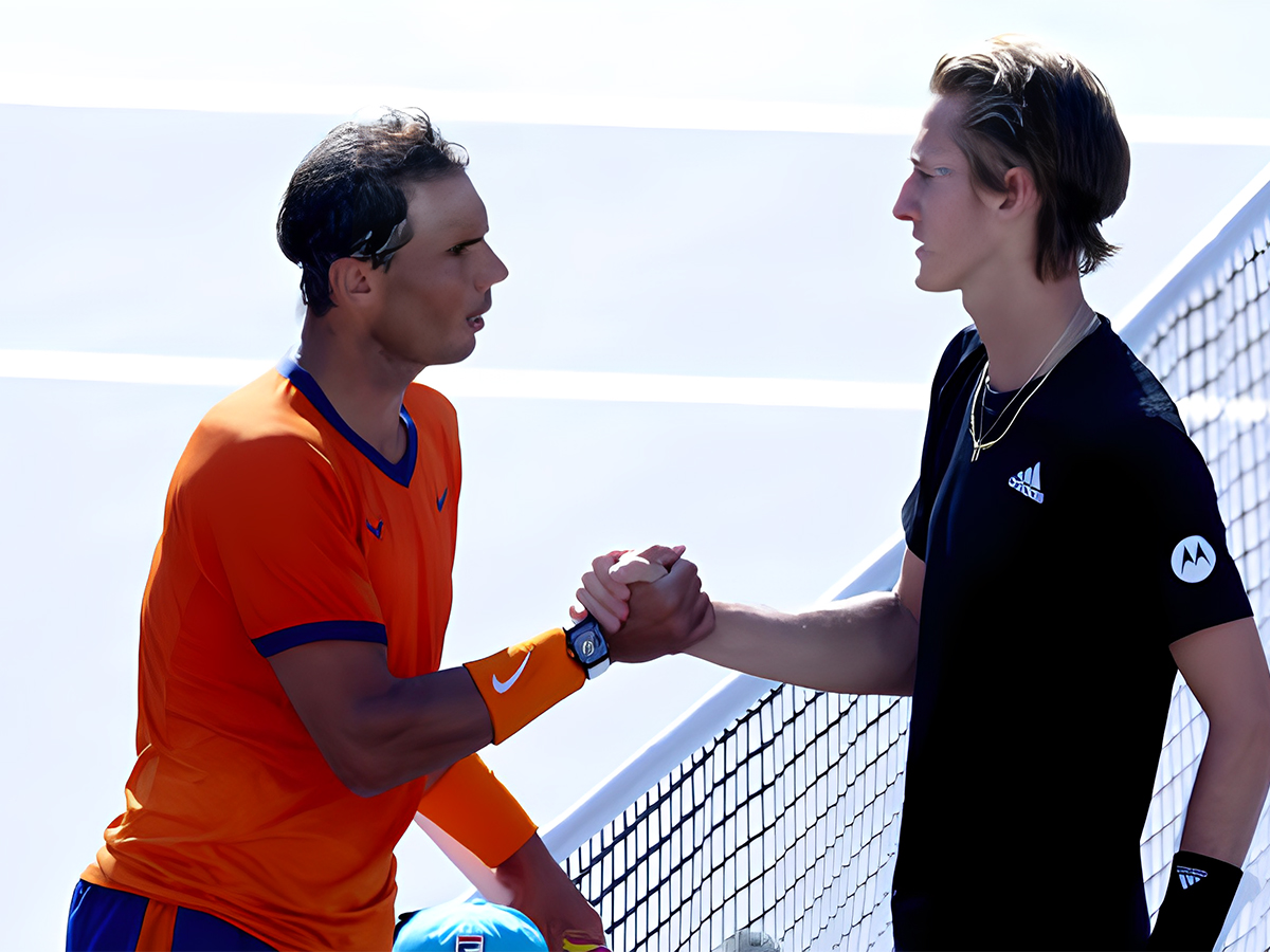 Rafael Nadal (trái) và Sebastian Korda tại giải quần vợt Indian Wells 2022