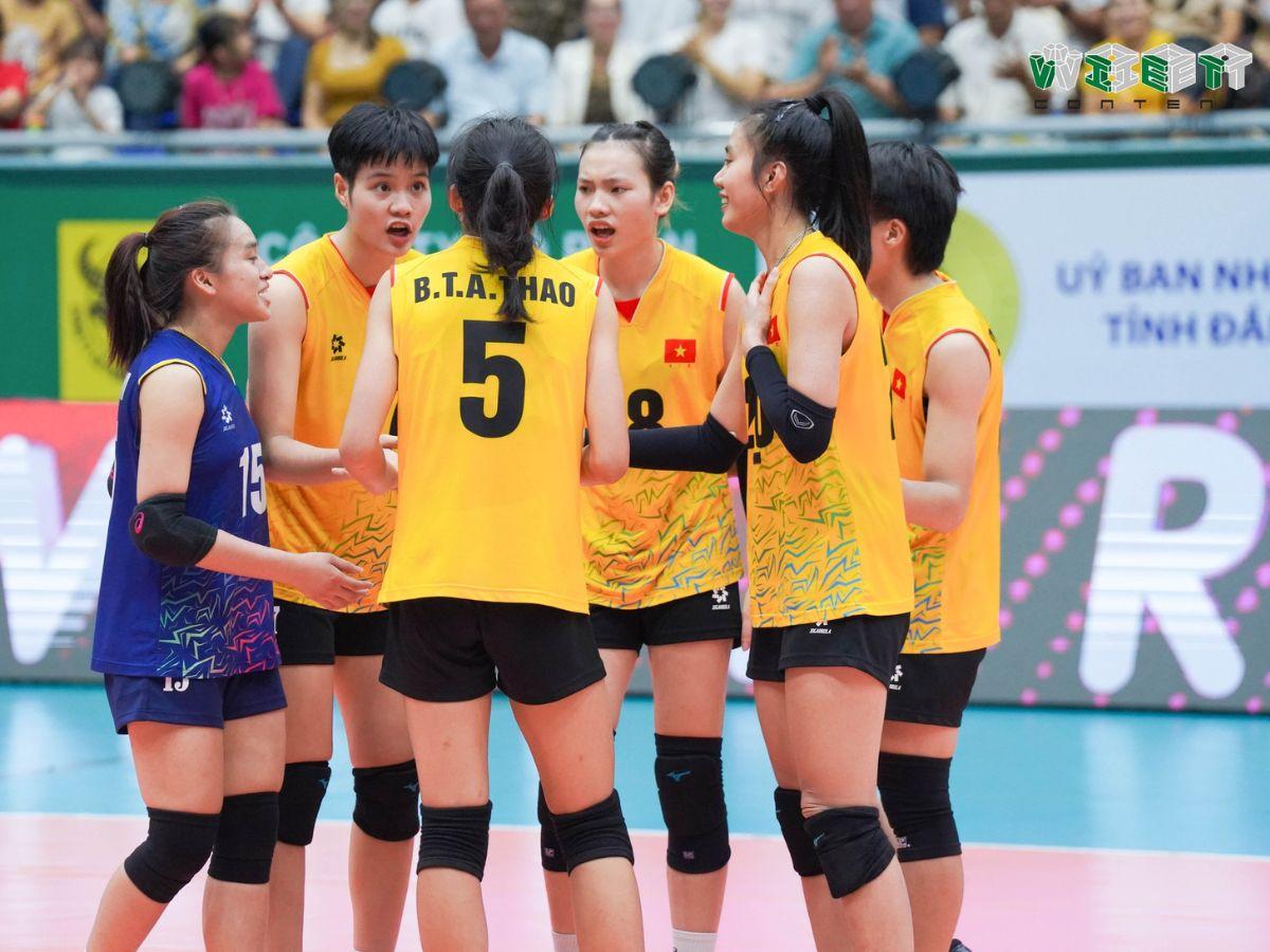 Trực tiếp bóng chuyền nữ U21 Việt Nam 0-0 Đài Bắc Trung Hoa: Khởi động