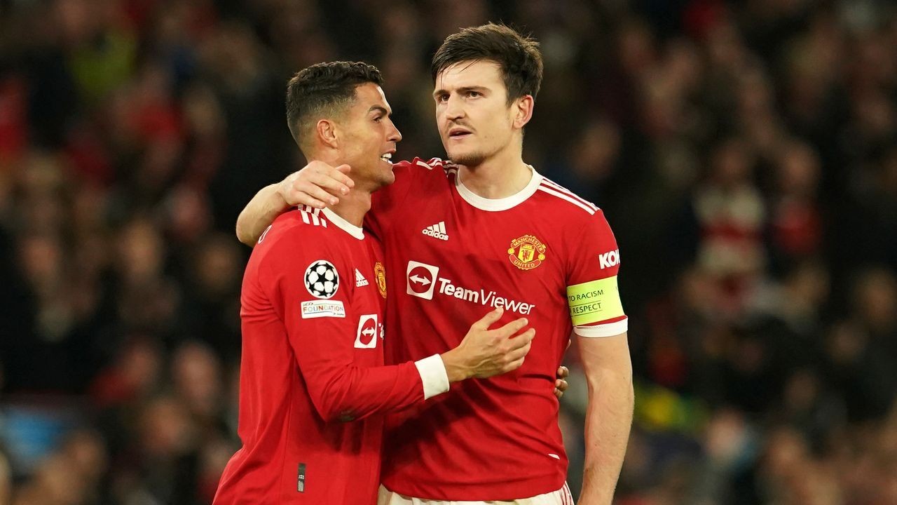 Ronaldo có hành động không thể tin nổi với Harry Maguire 180713