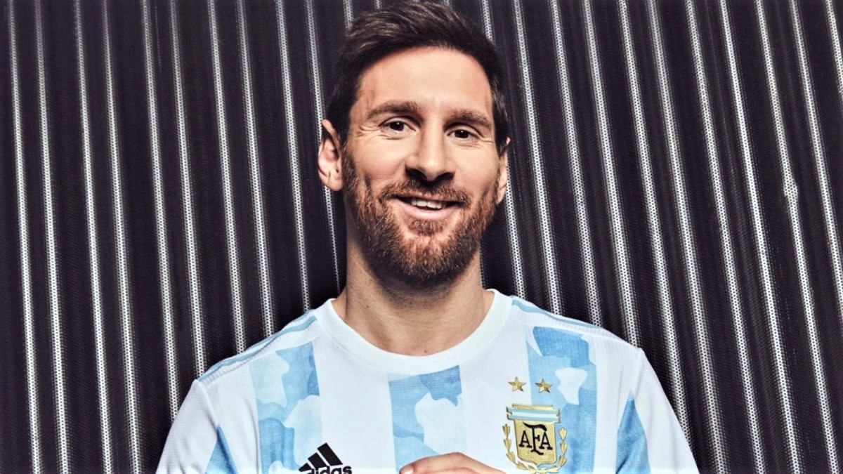 Messi có hành động cực tình cảm tại World Cup 2022 219272