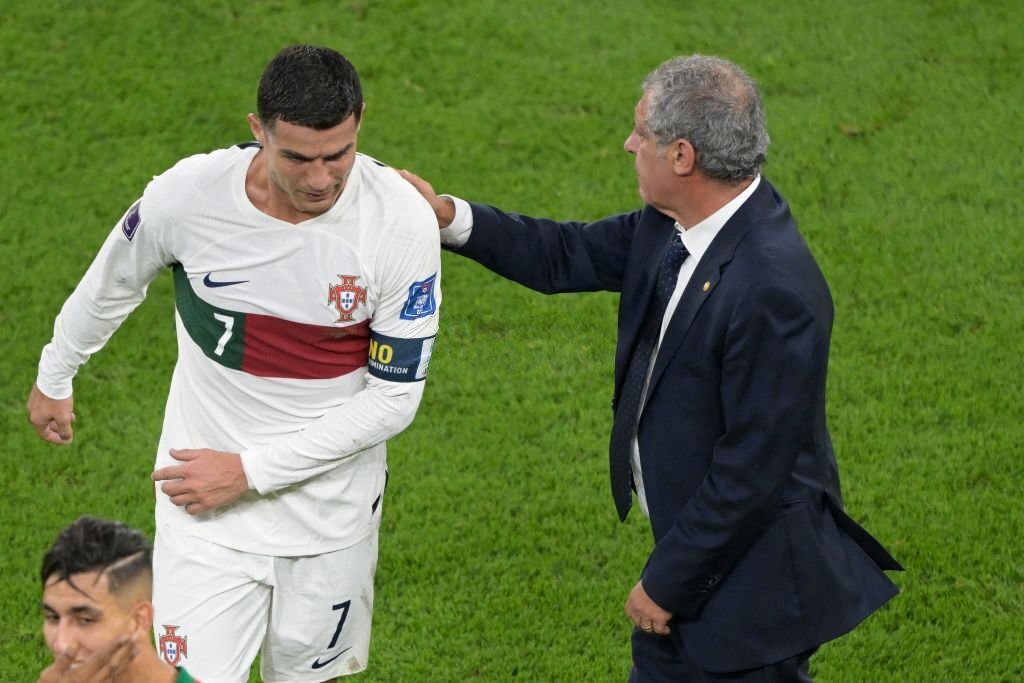 Ronaldo 'muối mặt' vì hành động khó tin sau World Cup 2022 232778