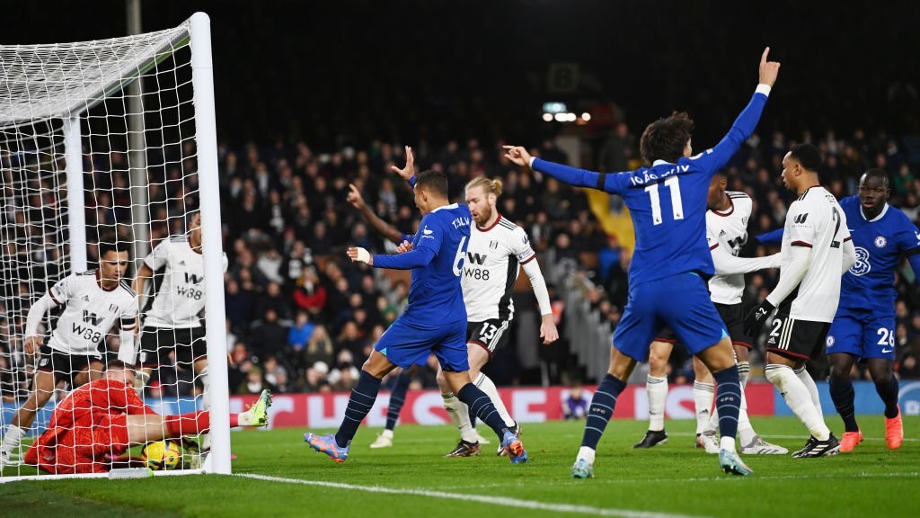 Trực tiếp Chelsea 0-1 Fulham: Phòng ngự hớ hênh 241610