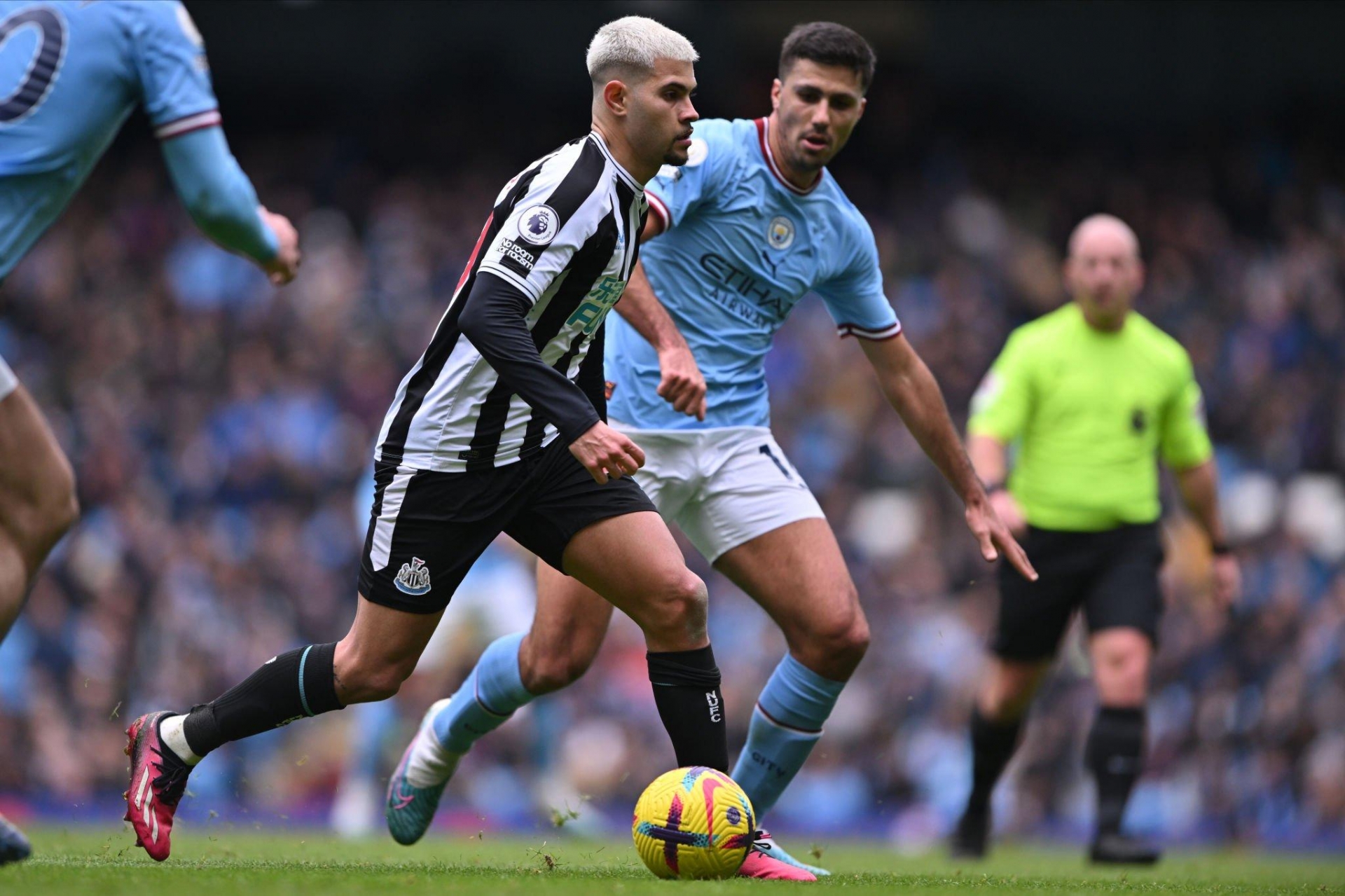 Trực tiếp Man City 1-0 Newcastle: Foden lập siêu phẩm 254705