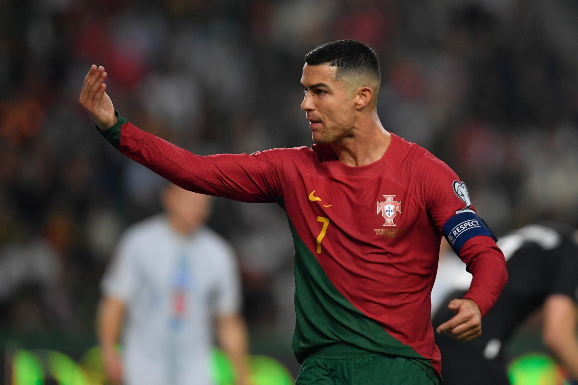 Bồ Đào Nha tiết lộ sự thật đáng mừng về Ronaldo 379143