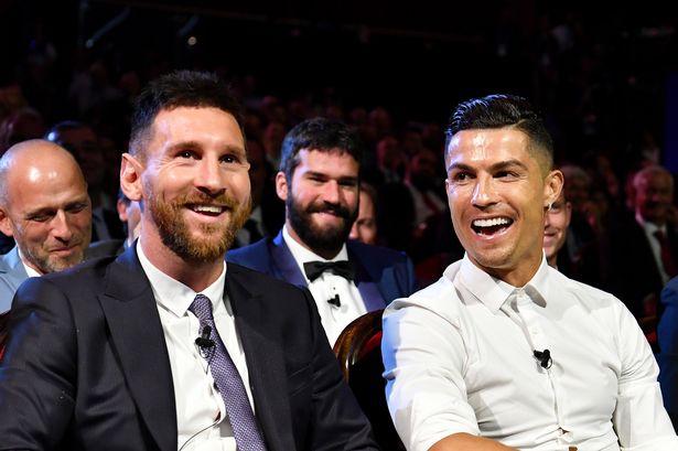 Bên kia sườn dốc, cả Ronaldo và Messi nhận chung tin buồn 441541