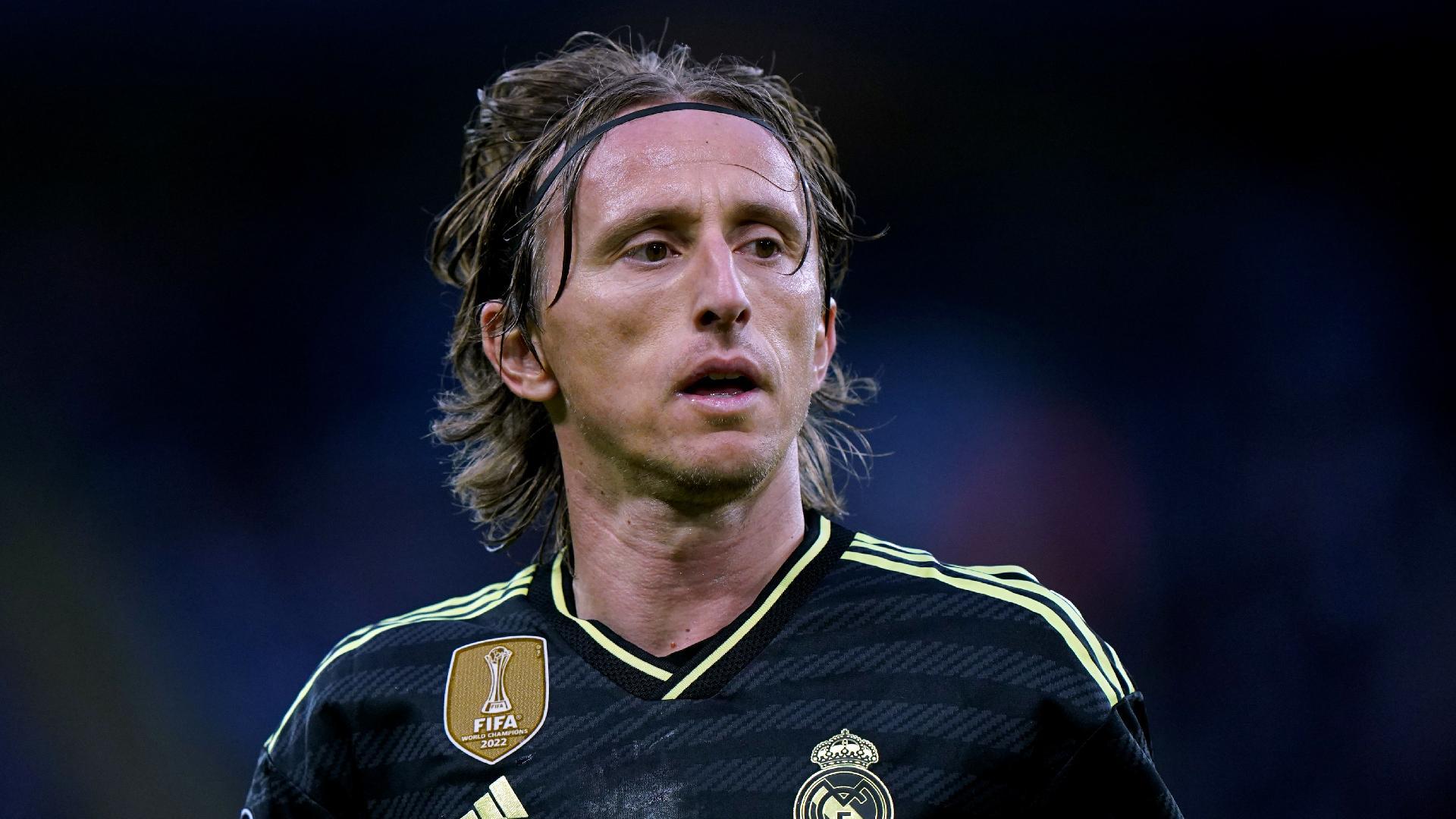 Chia tay Real Madrid? Luka Modric xác định tương lai 451192