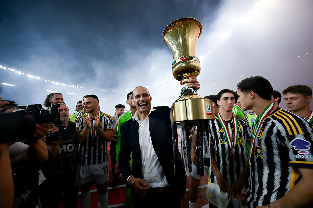 CHÍNH THỨC: Juventus sa thải HLV ngay sau khi giành chức vô địch 464471