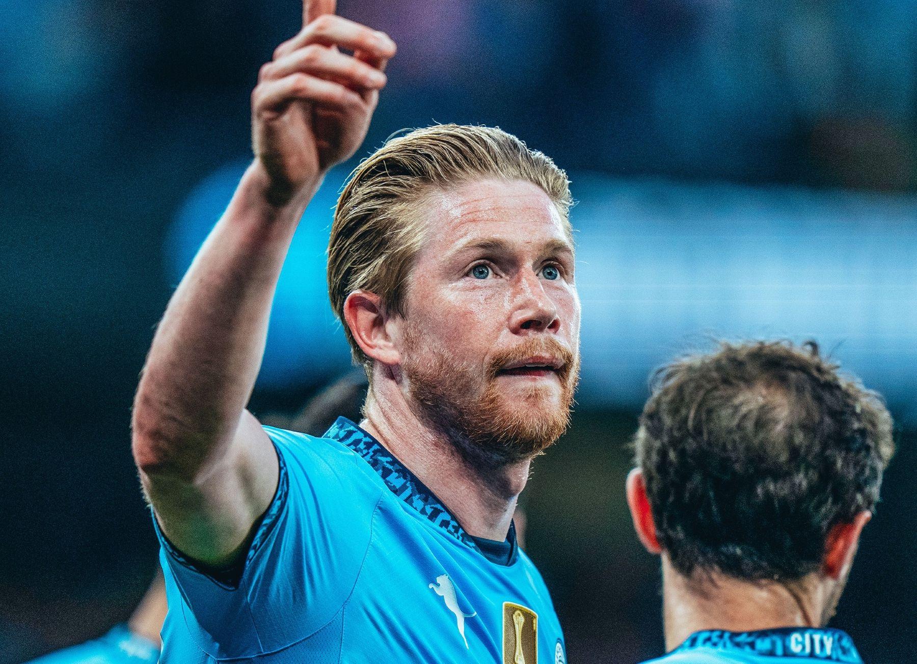 De Bruyne rực sáng, Man City đánh chiếm top 3 Ngoại hạng Anh