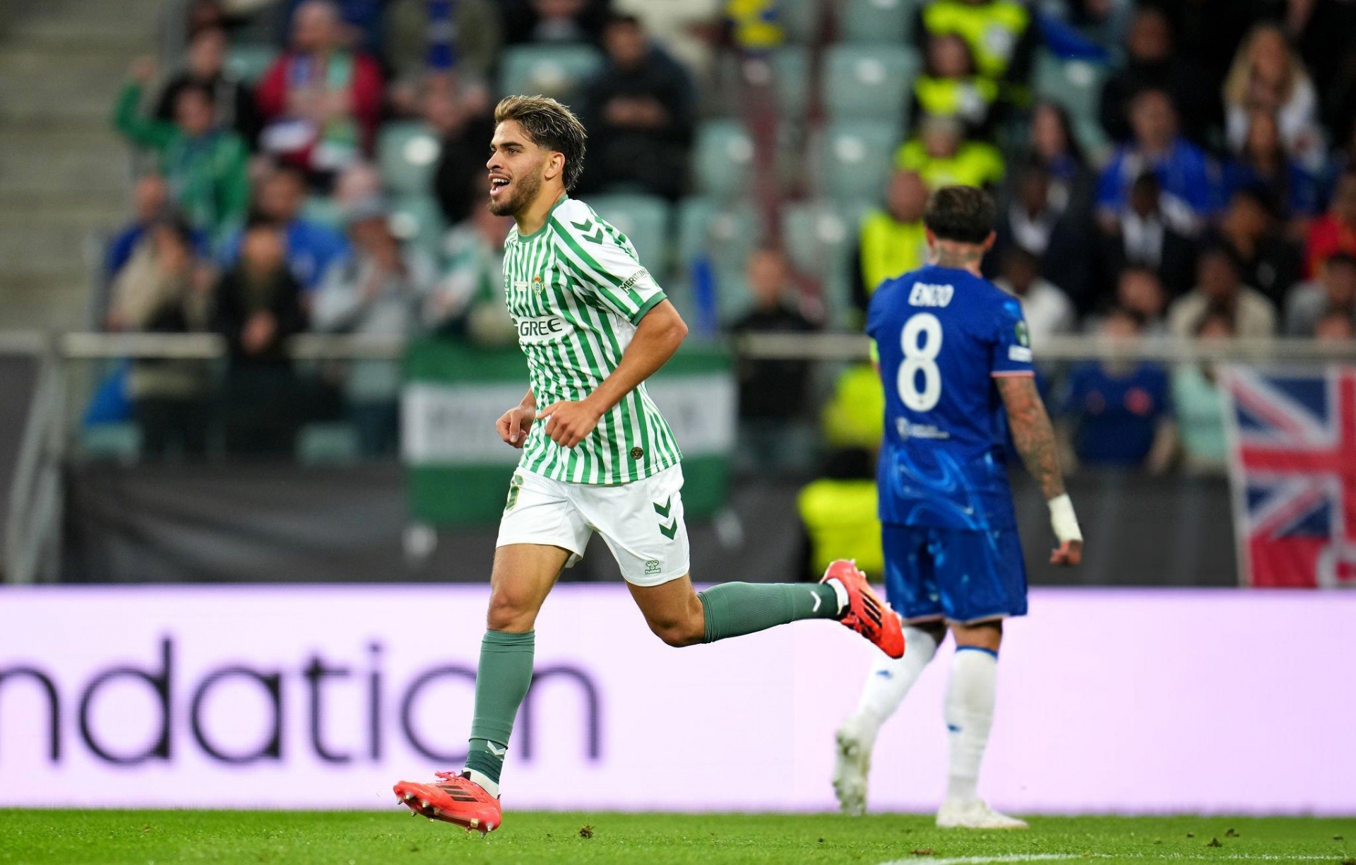 Trực tiếp Chelsea 1-1 Real Betis: Đôi công hấp dẫn