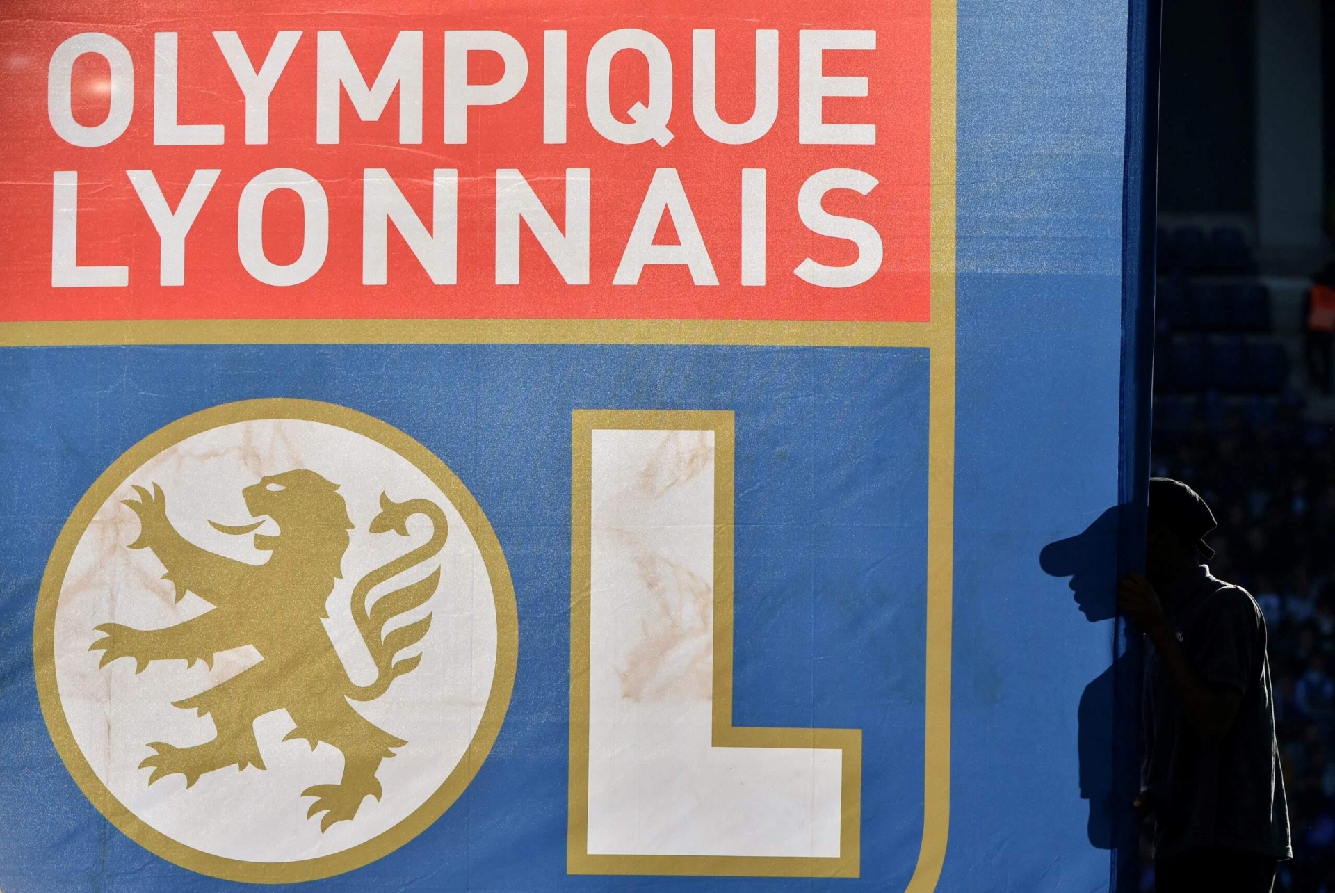CHÍNH THỨC: Lyon trở lại Ligue 1