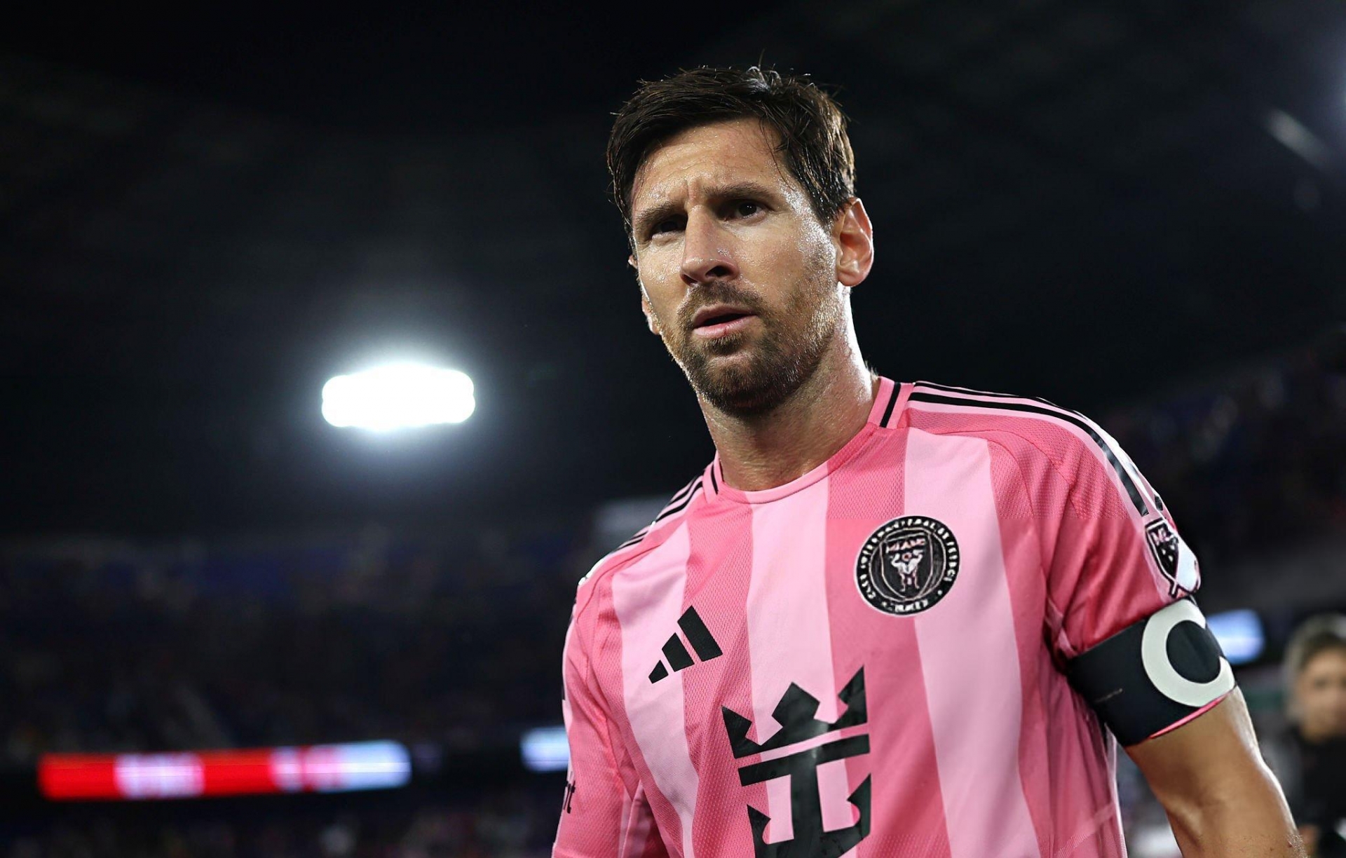 Messi tiếp tục 'phá đảo' MLS ở tuổi 38