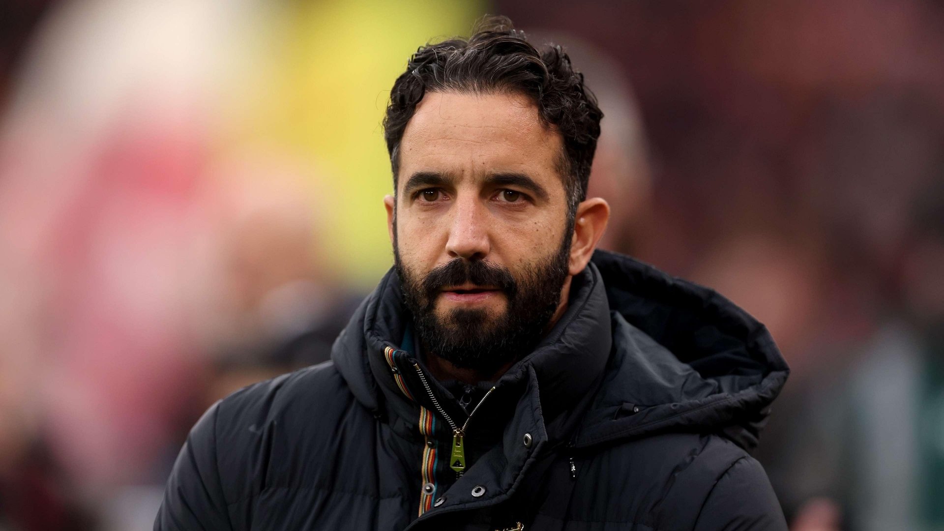 HLV Ruben Amorim: 'Hàng thủ MU quá thiếu chất lượng'