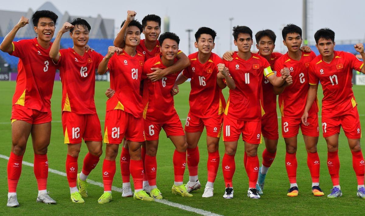 Thi đấu bùng nổ, ngôi sao U23 Việt Nam đi vào lịch sử U23 châu Á