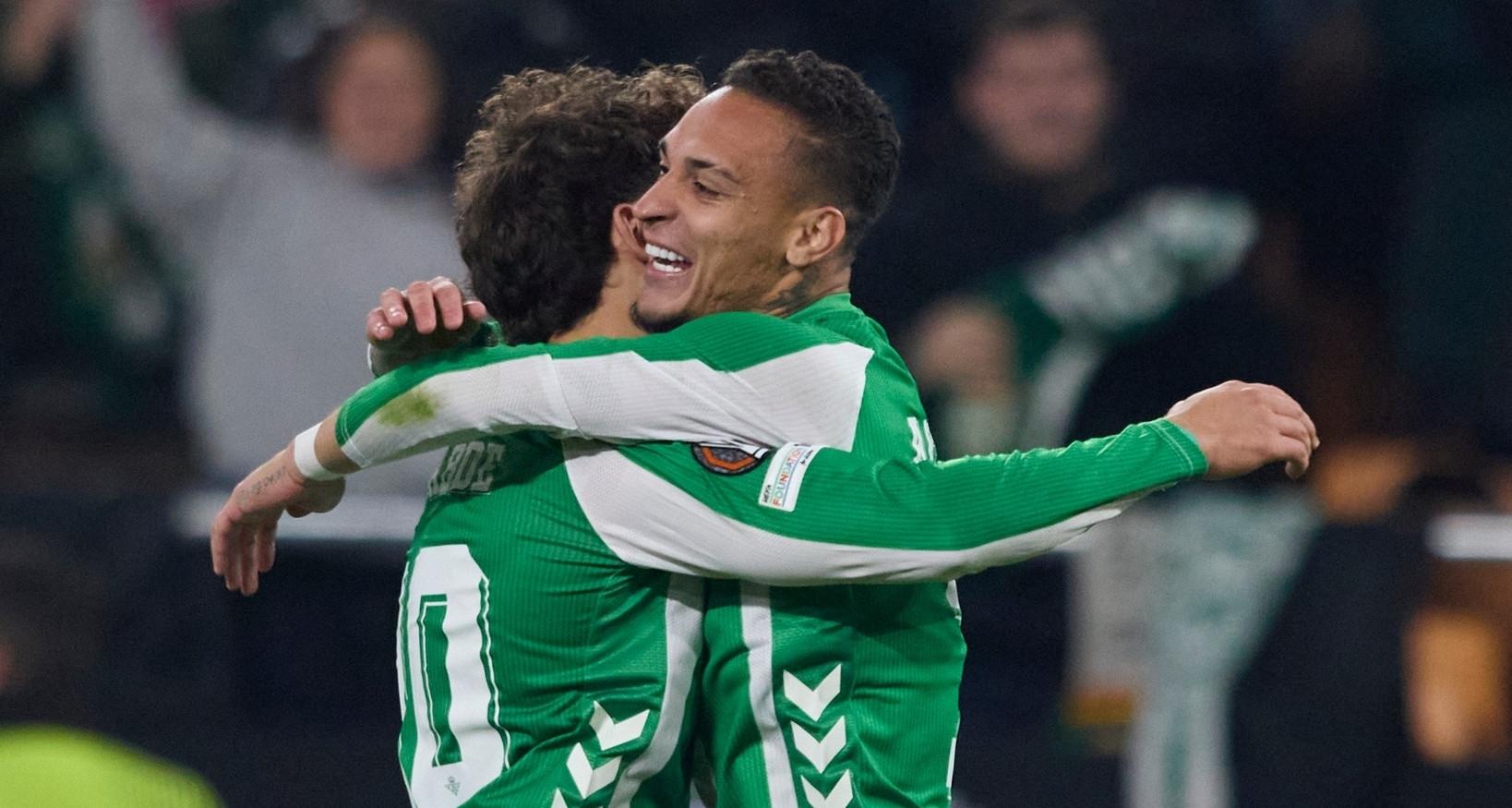 CHÍNH THỨC: Xác định 4 cặp tứ kết Europa League 2025/26