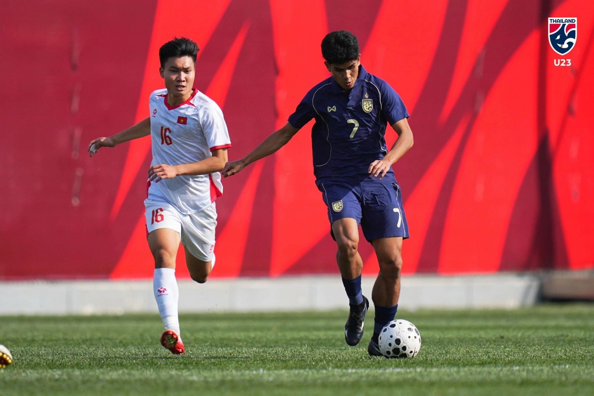 Báo Trung Quốc khẳng định U23 Việt Nam sẽ định đoạt ngôi vương