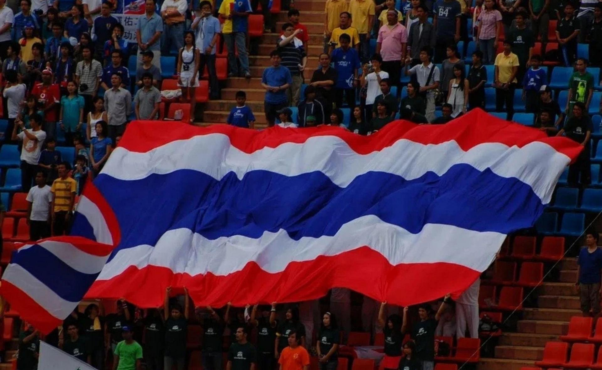 CĐV Thái Lan dậy sóng khi Việt Nam thắng 10-0 ở giải ĐNÁ