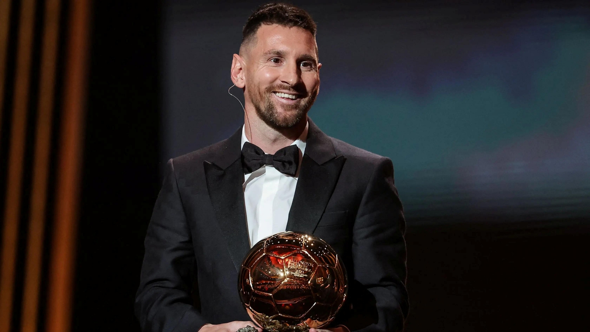 Messi gọi người kế nhiệm mình là cầu thủ 'xuất sắc nhất' thế giới